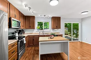 896 G Street SE, Tumwater, WA 98512 - Photo 9