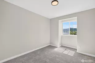 2701 Glen More St, Kelso, WA 98626 - Photo 15
