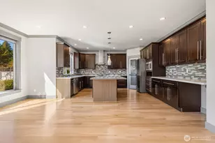 17210 36th Ave E, Tacoma, WA 98446 - Photo 25