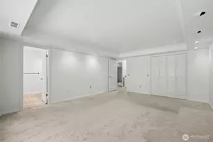 2235 Sahalee Dr E, Sammamish, WA 98074 - Photo 9