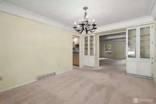 2235 Sahalee Dr E, Sammamish, WA 98074 - Photo 3