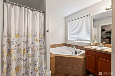 302 29th Street SE #101, Auburn, WA 98002 - Photo 25