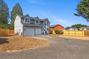 3206 91st Dr NE, Lake Stevens, WA 98258 - Photo 3