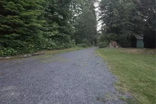 425 W Shore Loop Rd, Snohomish, WA 98290 - Photo 11