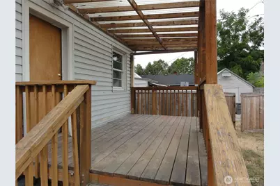 411 7th Street SE, Auburn, WA 98002 - Photo 13