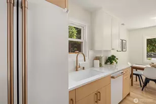 11056 Goodwin Way NE, Seattle, WA 98125 - Photo 11