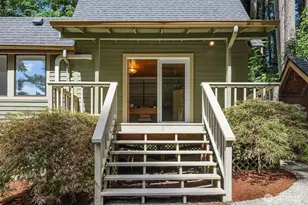12640 Manzanita Rd NE, Bainbridge Island, WA 98110 - Photo 3