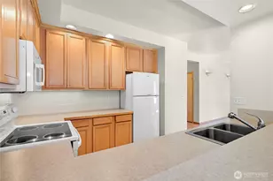 4645 Celia Way, Bellingham, WA 98226 - Photo 9