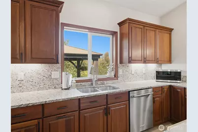 19838 Bear View Lane SW, Rochester, WA 98579 - Photo 9
