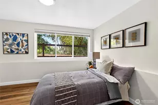 2122 NE 89th St, Seattle, WA 98115 - Photo 13