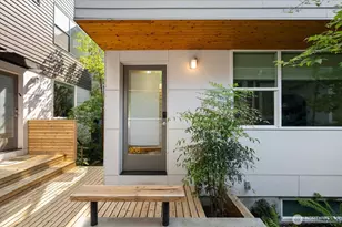 906 13th Ave, Seattle, WA 98122 - Photo 3