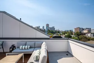 906 13th Ave, Seattle, WA 98122 - Photo 29