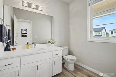 15137 Tyee Drive E, Bonney Lake, WA 98391 - Photo 5