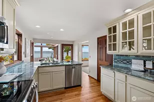 824 S Marine Hills Way, Federal Way, WA 98003 - Photo 23