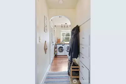 5060 Renton Avenue S, Seattle, WA 98118 - Photo 11