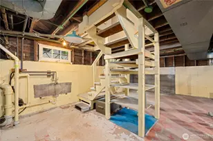 8311 3rd Ave NW, Seattle, WA 98117 - Photo 23