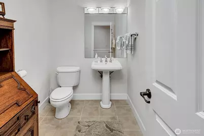 6477 Cultus Bay Road, Clinton, WA 98236 - Photo 7