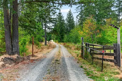 39611 62nd Avenue E, Eatonville, WA 98328 - Photo 39