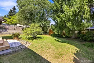 2538 NE 107th St, Seattle, WA 98125 - Photo 25
