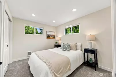 2538 NE 107th Street, Seattle, WA 98125 - Photo 17