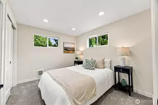 2538 NE 107th St, Seattle, WA 98125 - Photo 17