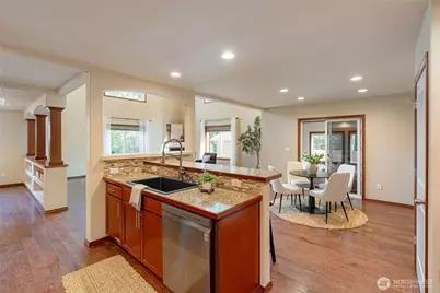 328 Barry Loop, Mount Vernon, WA 98274 - Photo 9