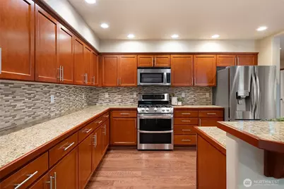 328 Barry Loop, Mount Vernon, WA 98274 - Photo 11