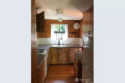 3222 30th Avenue W, Seattle, WA 98199 - Photo 5