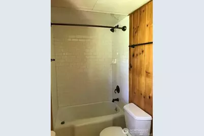 3222 30th Avenue W, Seattle, WA 98199 - Photo 13