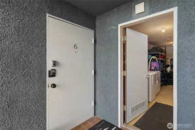 1758 Dexter Avenue N #6, Seattle, WA 98109 - Photo 35