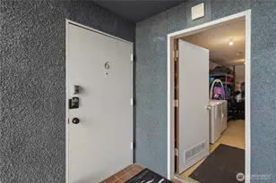1758 Dexter Ave N, Seattle, WA 98109 - Photo 35