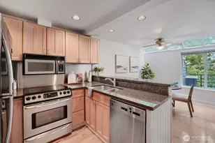 115 W Galer St, Seattle, WA 98119 - Photo 5