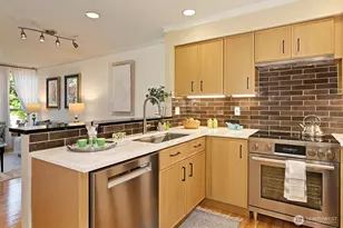 2502 N 50th St, Seattle, WA 98103 - Photo 5