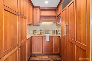 12705 Holmes Point Dr NE, Kirkland, WA 98034 - Photo 9