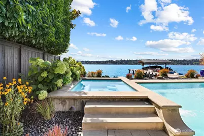 12705 Holmes Point Drive NE, Kirkland, WA 98034 - Photo 35