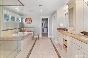 12705 Holmes Point Dr NE, Kirkland, WA 98034 - Photo 13