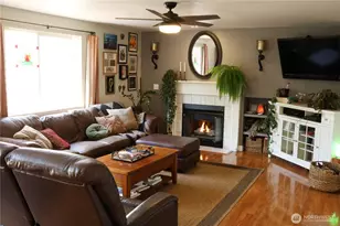 8630 74th St NE, Marysville, WA 98270 - Photo 11