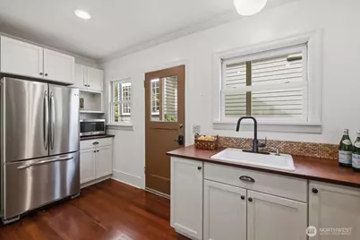 1828 NE Ravenna Boulevard, Seattle, WA 98105 - Photo 9