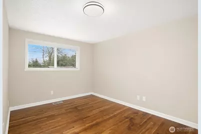 7226 33rd Avenue S, Seattle, WA 98118 - Photo 11