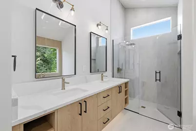 9012 124th Lane NE, Kirkland, WA 98033 - Photo 17