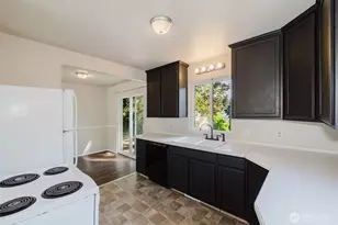 1141 West Ave, Port Orchard, WA 98366 - Photo 9