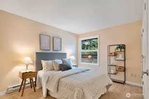 14633 NE 40th St, Bellevue, WA 98007 - Photo 17