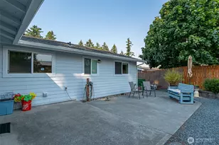 1925 NE 8th Ave, Oak Harbor, WA 98277 - Photo 27