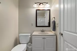 1925 NE 8th Ave, Oak Harbor, WA 98277 - Photo 21