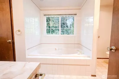 8017 47th Place W, Mukilteo, WA 98275 - Photo 19