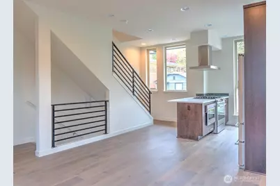 3625 Evanston Avenue N #A, Seattle, WA 98103 - Photo 7