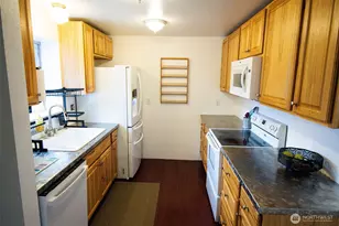 12940 Elm Ave NW, Poulsbo, WA 98370 - Photo 11