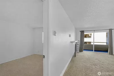 22213 6th Avenue S #203, Des Moines, WA 98198 - Photo 23
