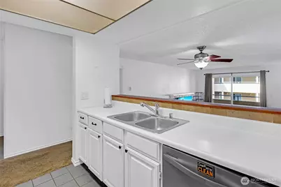 22213 6th Avenue S #203, Des Moines, WA 98198 - Photo 17