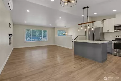 902 194th Street E, Spanaway, WA 98387 - Photo 5